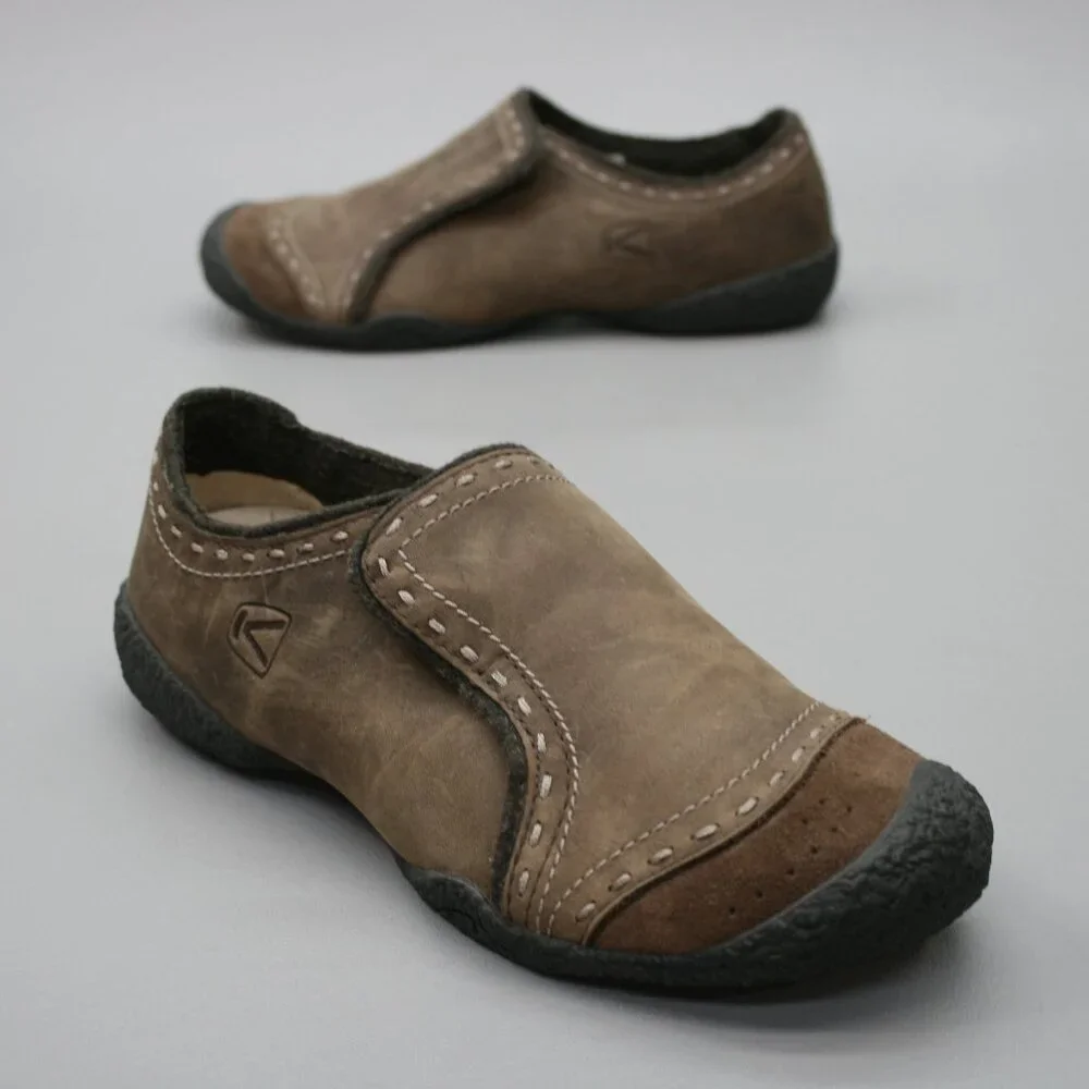 Keen Brown Flats with Durable Rubber Sole and Slip-On Design - Picture 1 of 12